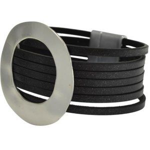 MATTE SILVER CIRCLE FAUX LEATHER BRACELET